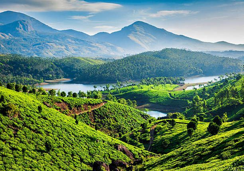 Kerala Heritage & Backwater Delight – 6 Nights / 7 Days