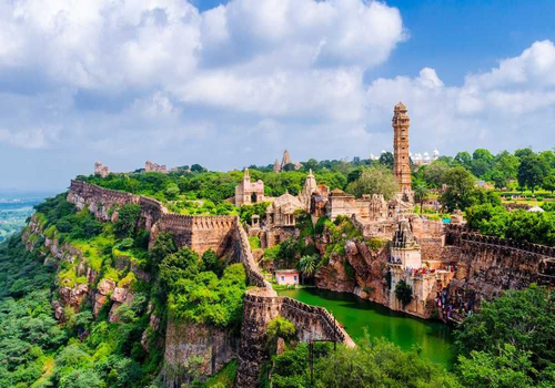 Udaipur City of Lakes & Chittorgarh Fort Getaway